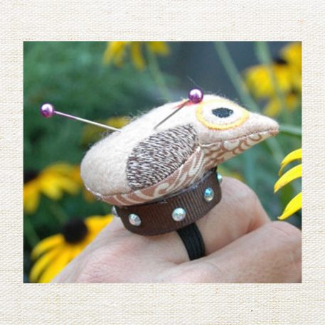Owl Finger Pincushion - Image 2